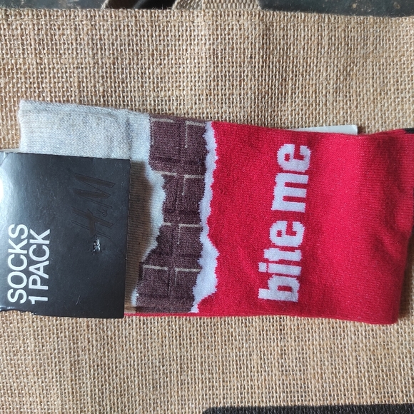 SOCKS - Picture 2 of 5